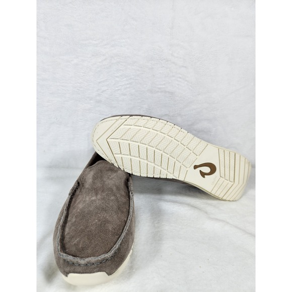 NWOB Men Size 12 OluKai Ka'a Loafer Slip on Shoes Grey Suede Leather - Picture 2 of 11